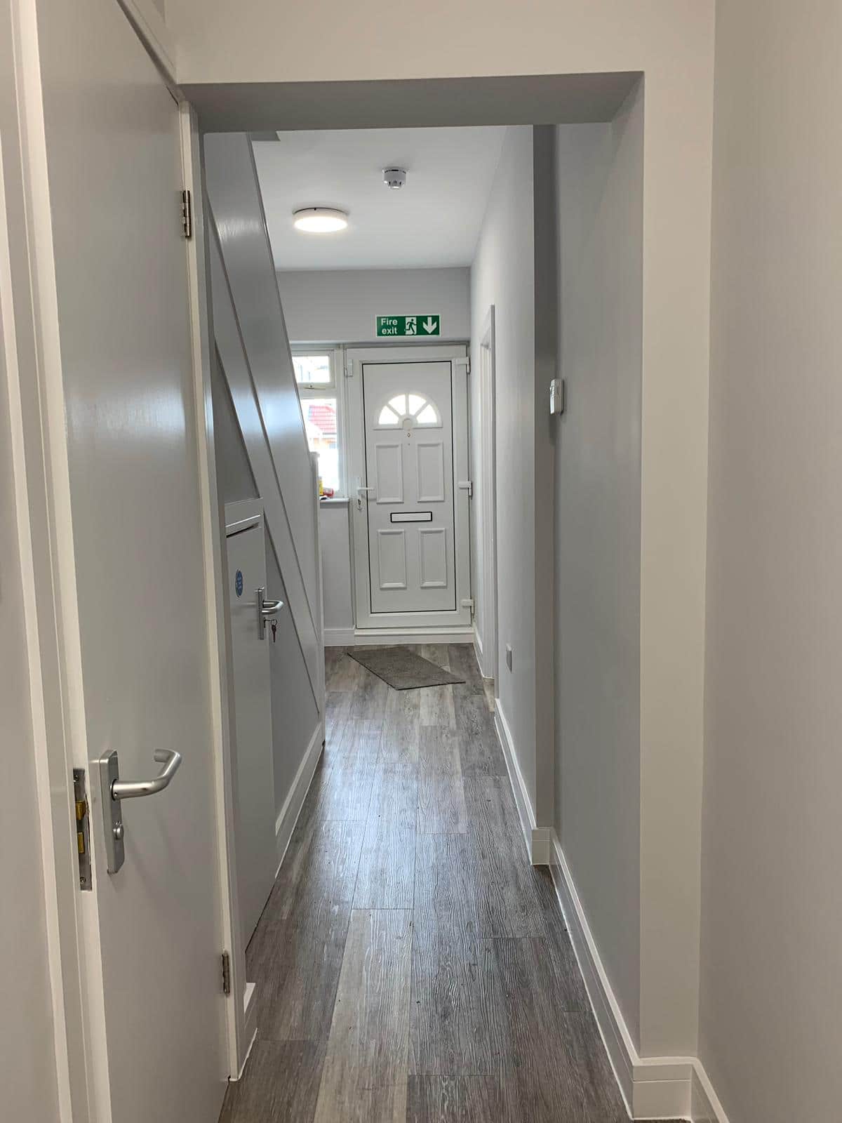 Croxford Gardens hallway entrance